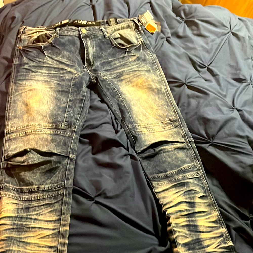 Light blue jeans never worn!